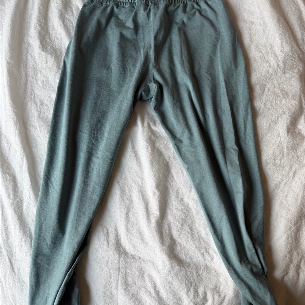 Vuori joggers